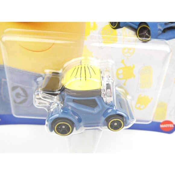 Hot Wheels Minions Stuart Character Car Die-Cast Collectible Toy New - Picture 3 of 3